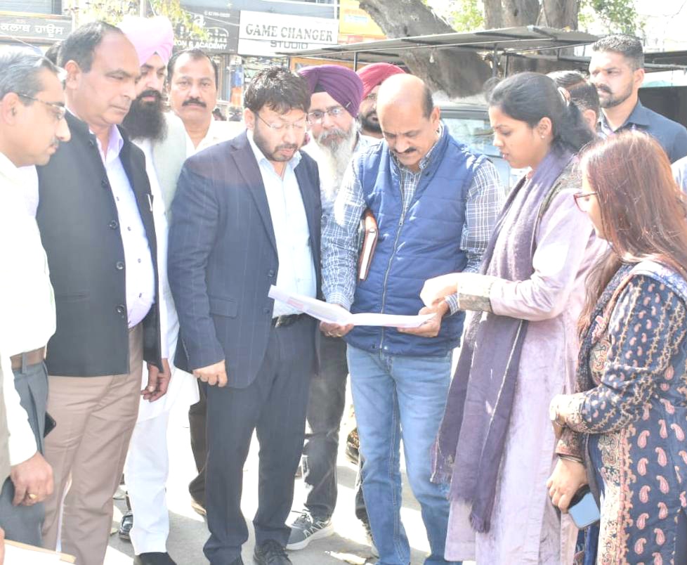 Local Bodies Minister Dr. Ravjot Singh visits new site of fire station